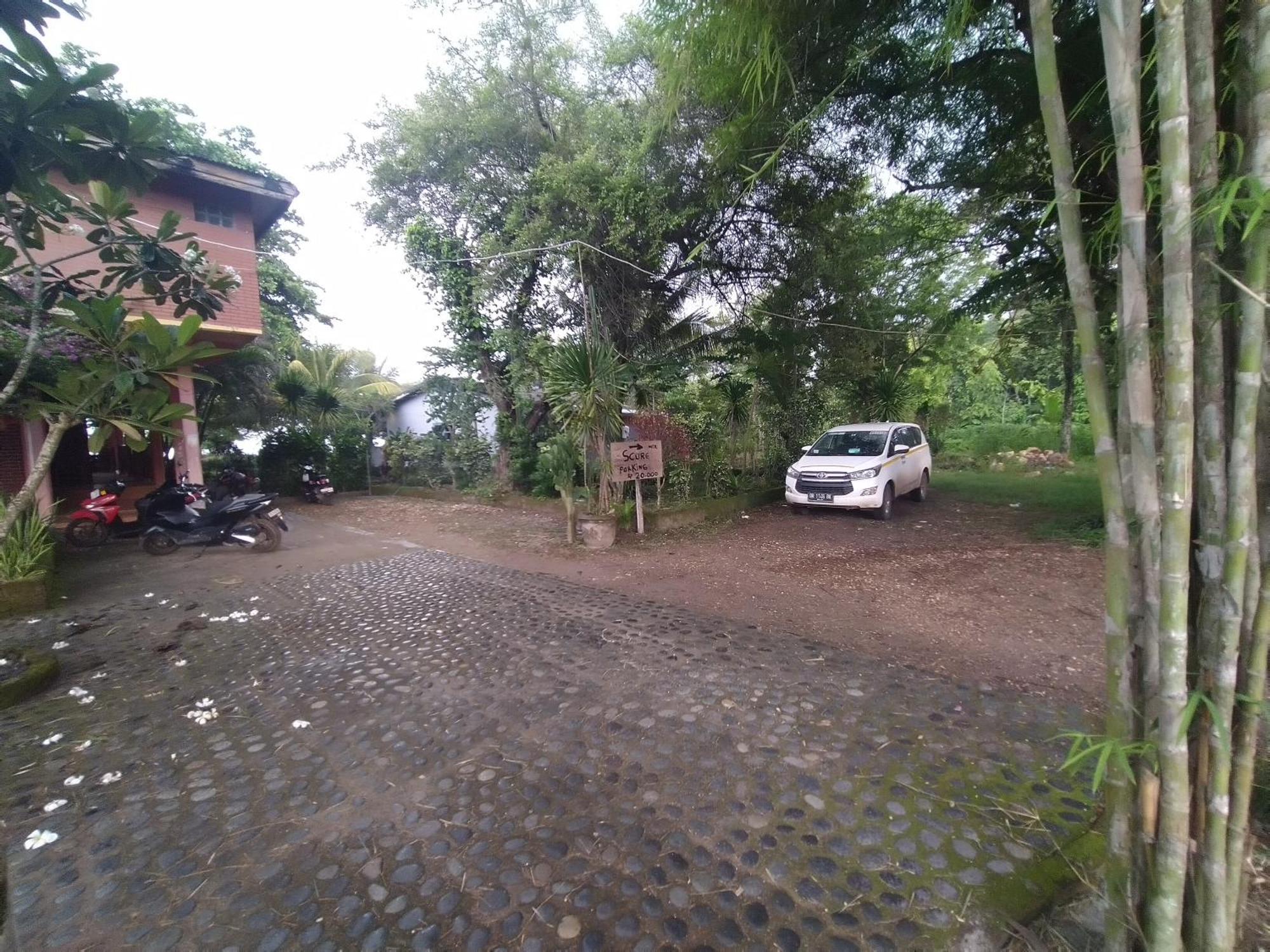 Supersuck Hotel Maluk Bagian luar foto